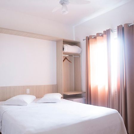 ורז'יניה Grand Enio Hotel E Cantina מראה חיצוני תמונה