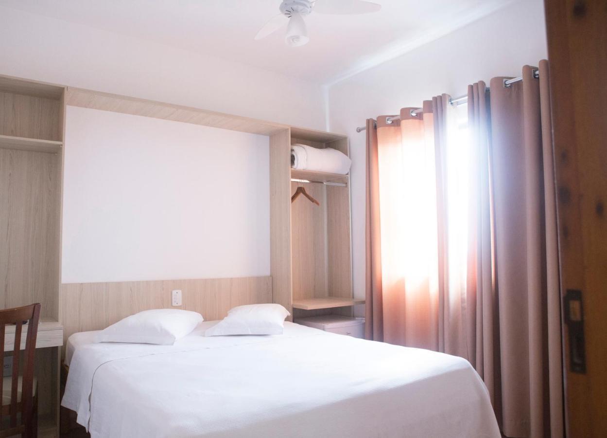 ורז'יניה Grand Enio Hotel E Cantina מראה חיצוני תמונה