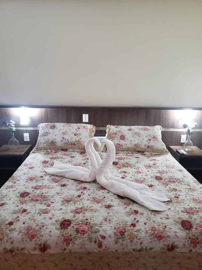 ורז'יניה Grand Enio Hotel E Cantina מראה חיצוני תמונה