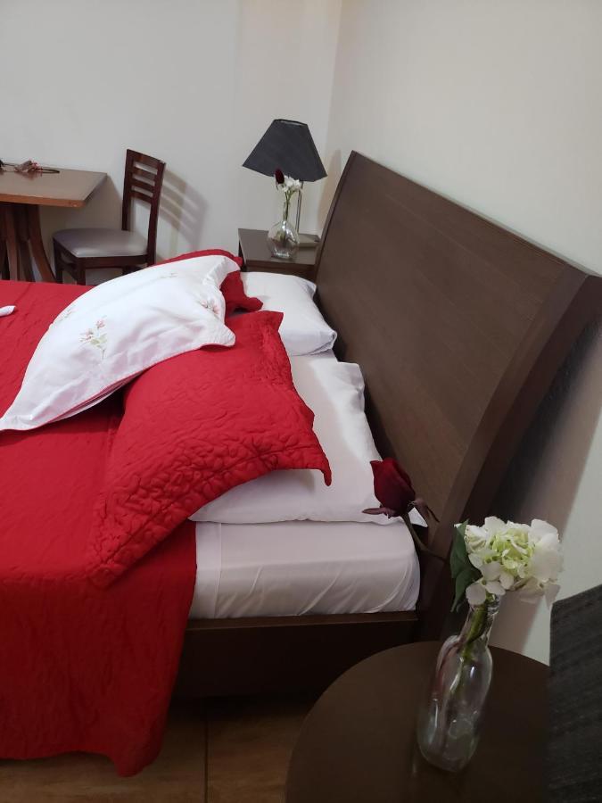 ורז'יניה Grand Enio Hotel E Cantina מראה חיצוני תמונה