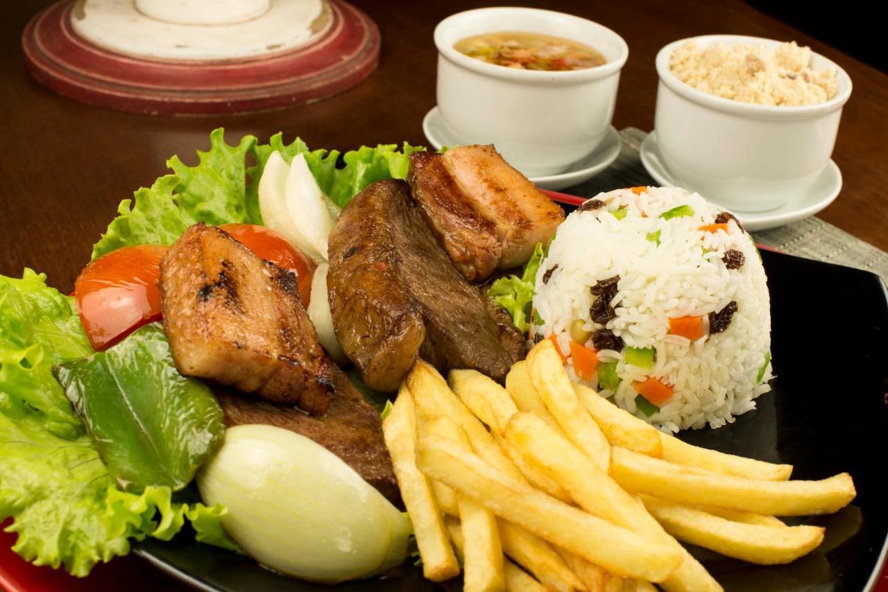 ורז'יניה Grand Enio Hotel E Cantina מראה חיצוני תמונה