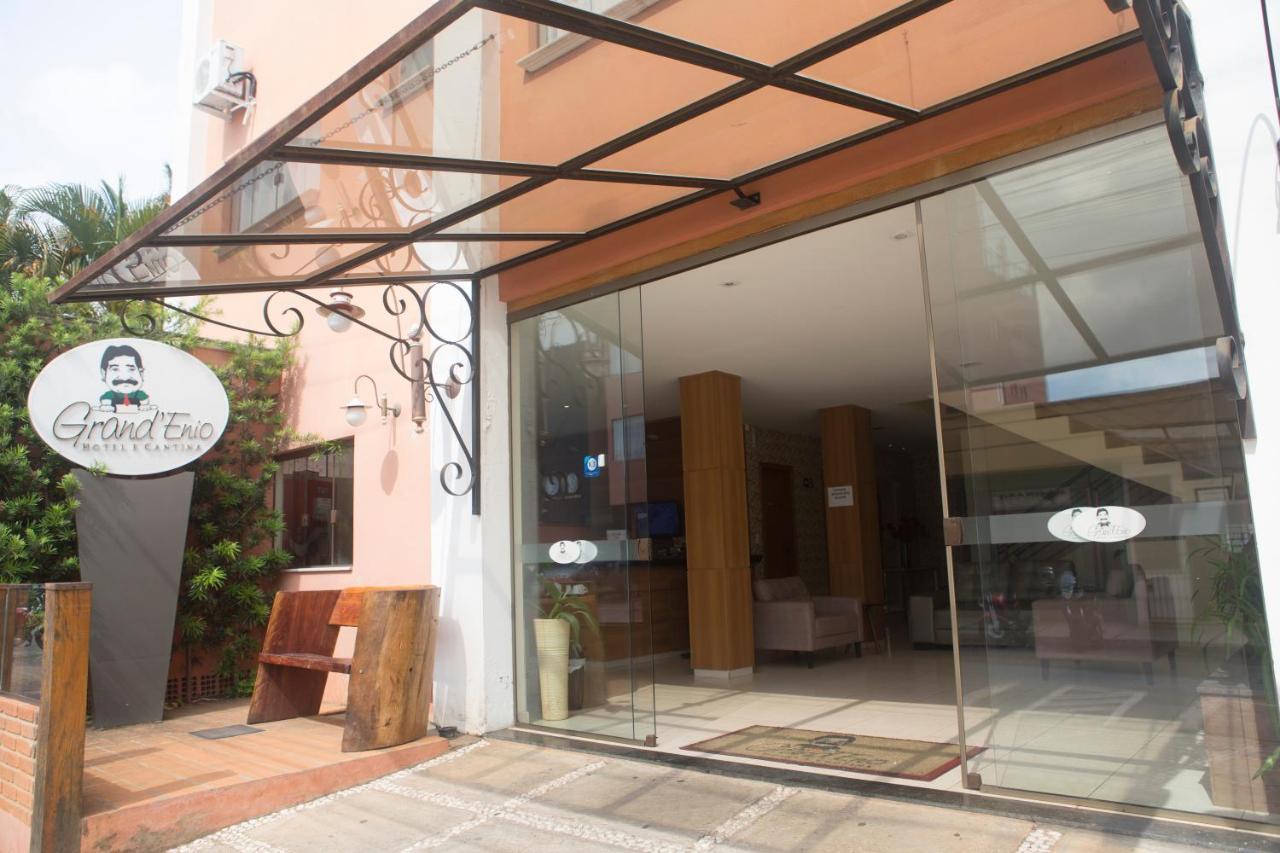 ורז'יניה Grand Enio Hotel E Cantina מראה חיצוני תמונה